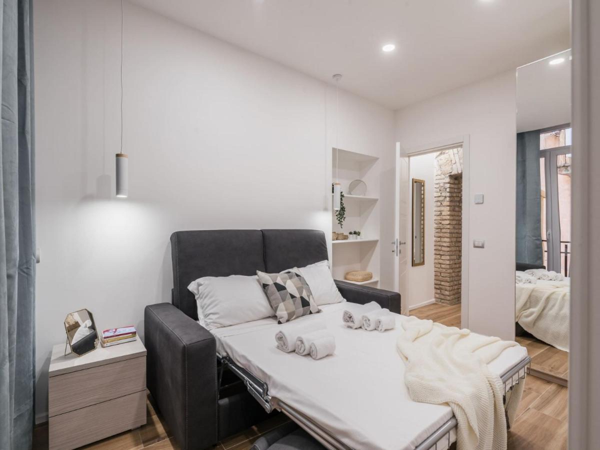 The Best Rent - Modern Three-Bedroom Apartment A Few Steps From The Colosseum Esterno foto